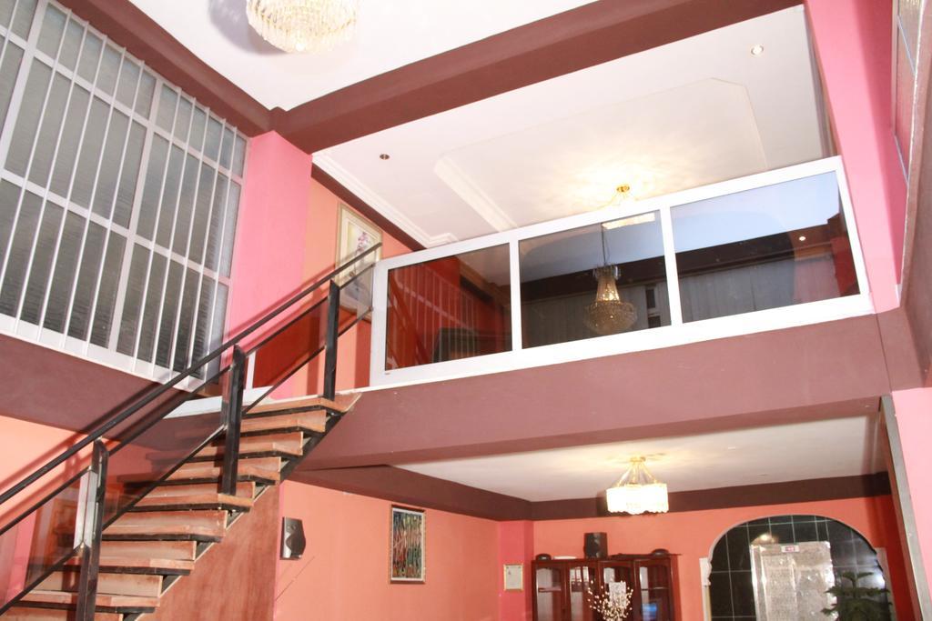 Solmile Family Guest House Addis-Abeba Extérieur photo