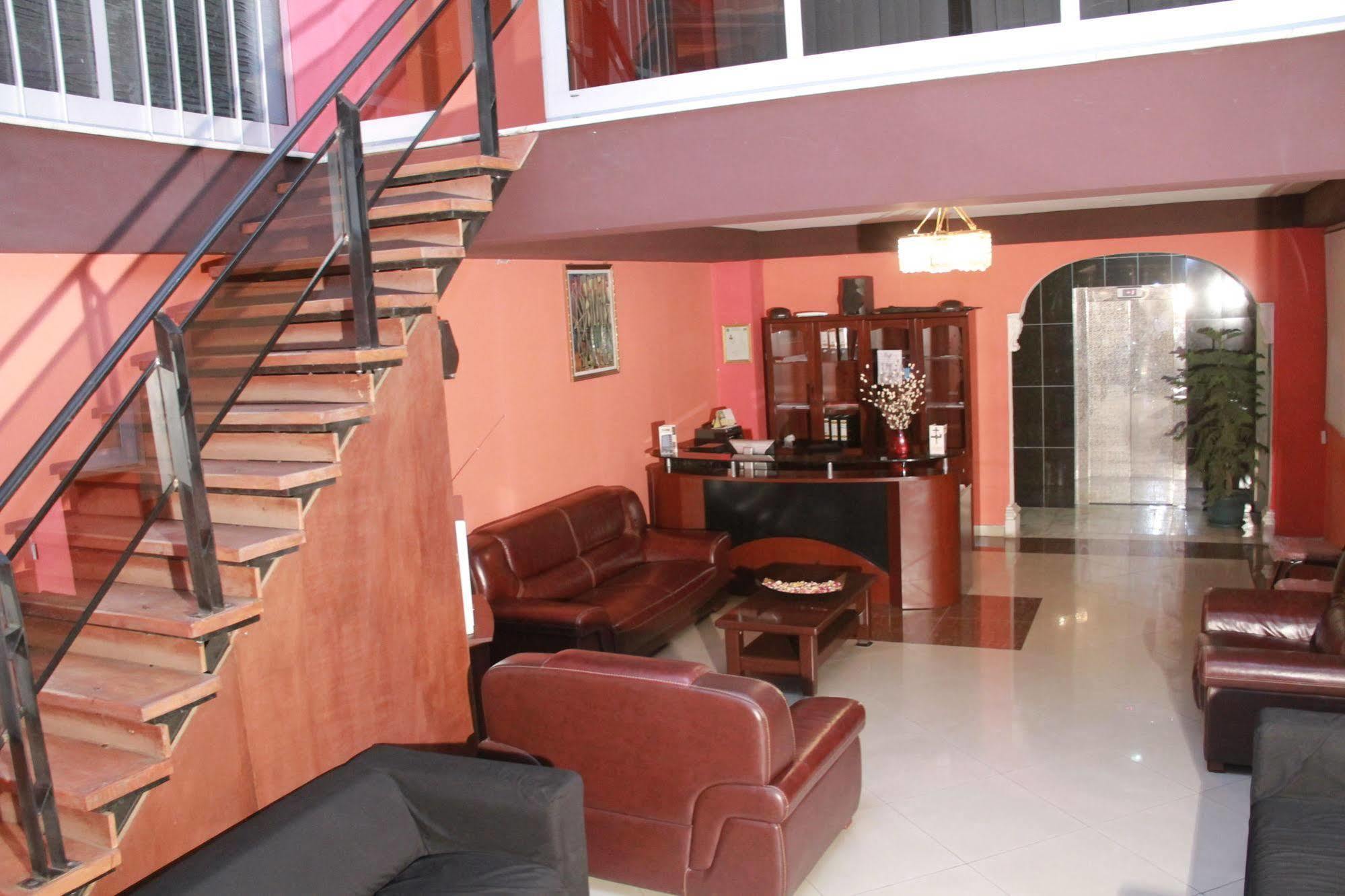 Solmile Family Guest House Addis-Abeba Extérieur photo