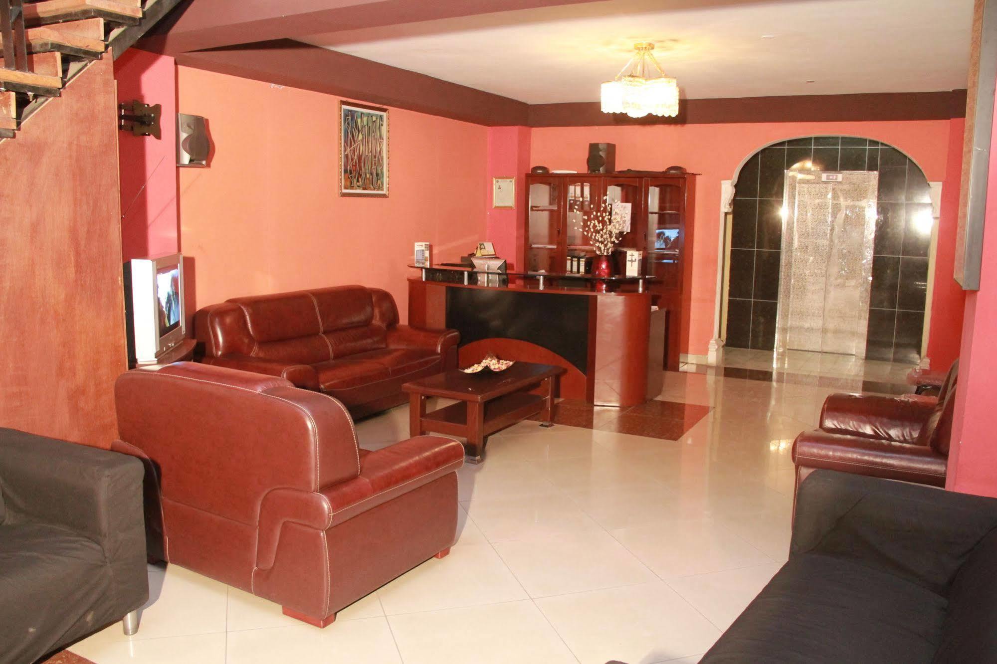 Solmile Family Guest House Addis-Abeba Extérieur photo