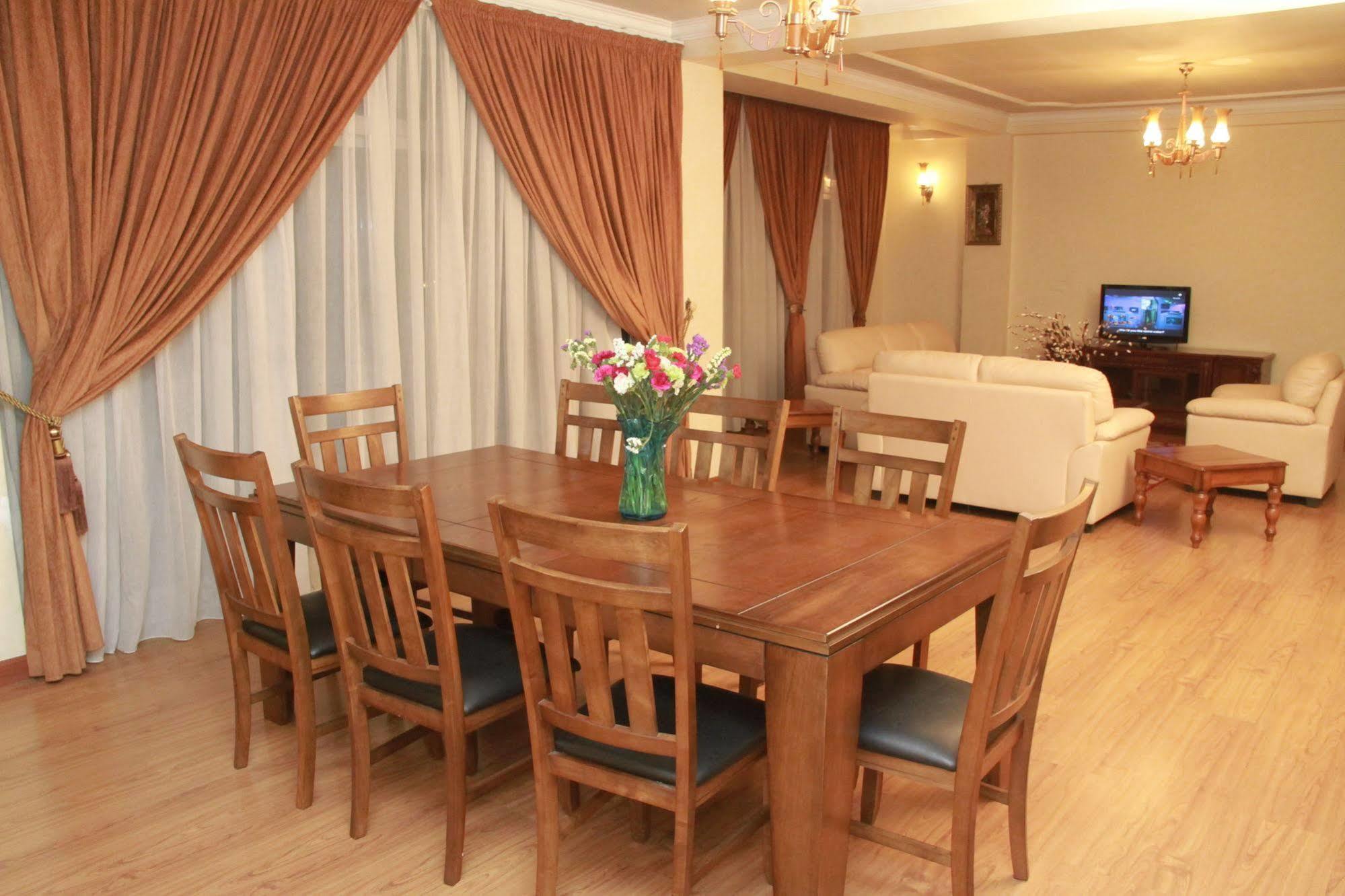 Solmile Family Guest House Addis-Abeba Extérieur photo